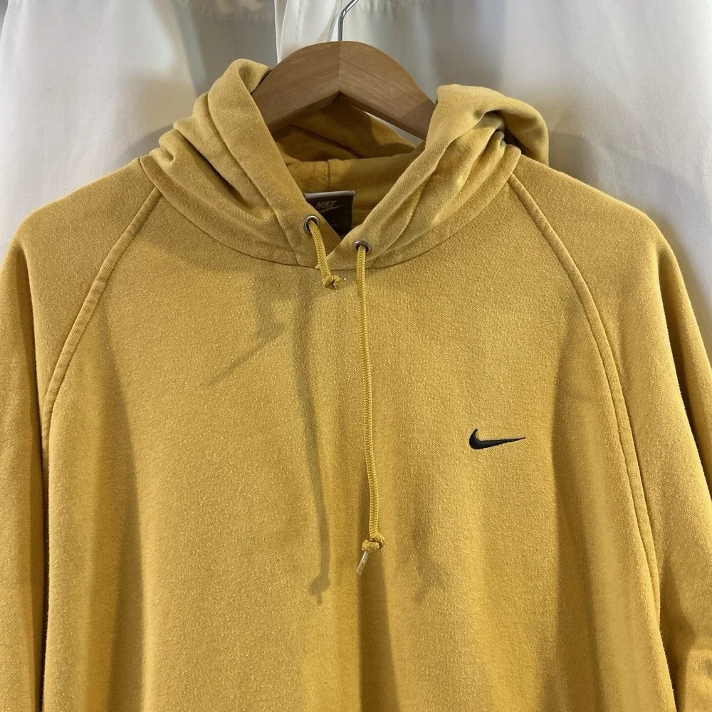 Vintage Y2K Nike Swoosh Logo Yellow Gold Pullover Hoodie Sweatshirt‎ - Men's L